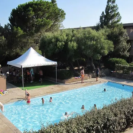 Hotel Centro Vacanze Cugnana 3*