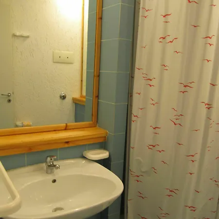 Centro Vacanze Cugnana 3*